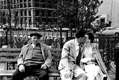 Frank Paulin - Battery Park Bench, New York City, 1955 Gelatin silver exhibition print mounted to board, printed c. 1955 | Bruce Silverstein Gallery