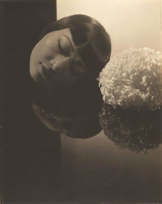 Edward Steichen - Anna Mae Wong, New York, 1930 | Bruce Silverstein Gallery