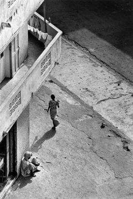 Chester Higgins -  Street Corner, Dakar, Senegal, 1988