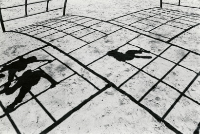 Chester Higgins -  Monkey bars, Brooklyn, 1998