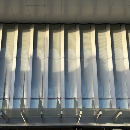 LUMINOUS WAVE FACADE