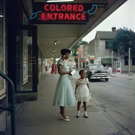 Gordon Parks’s Color Photographs Show Intimate Views of Life in Segregated Alabama