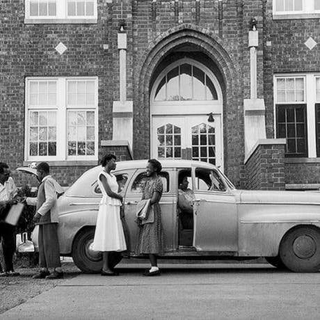 &quot;Gordon Parks' Pre-Civil Rights Photos Poignantly Document Victims of Segregation&quot;