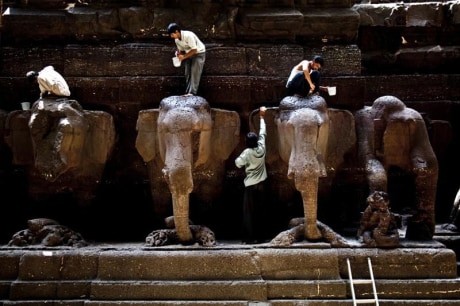 Santosh Verma Washing Elephant Sculptures