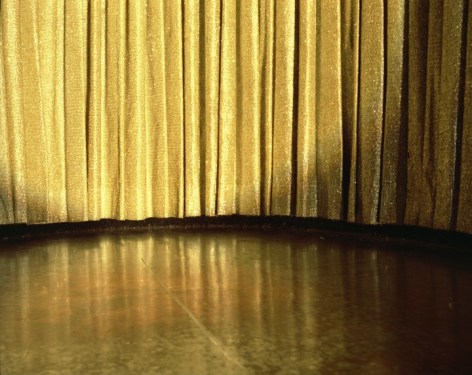 Lisa Kereszi,&nbsp;Gold Curtain, Resort in the Poconos, PA,&nbsp;2004. Archival pigment print.