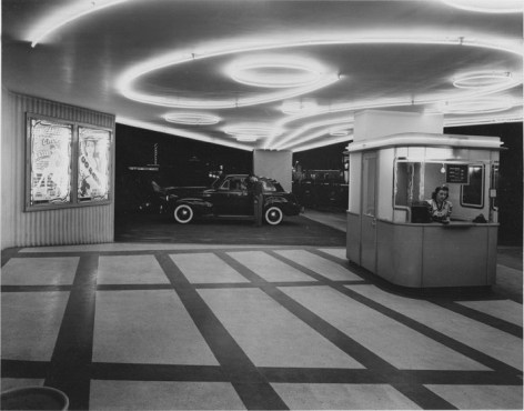 Crenshaw Theater (26-1), 1942. Gelatin silver print. Image: 14 x 17 1/2 inches, paper: 16 x 20 inches.&nbsp;