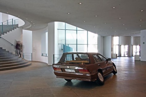  Erwin Wurm: Liquid Reality, 	Installation view Kunstmuseum Bonn, 2010