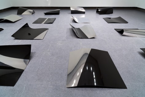 ANDREW WRIGHT | VIZ |&nbsp;SILVER ON WOOD AND HIGH DENSITY LAMINATE |&nbsp;DIMENSIONS VARIABLE (EACH PANEL APPROX. 60 X 60 CM) | 2015