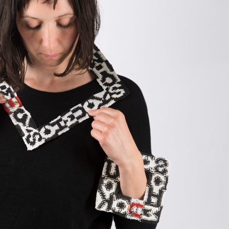 Shelley Norton, New Zealand, contemporary jewelry, plastic