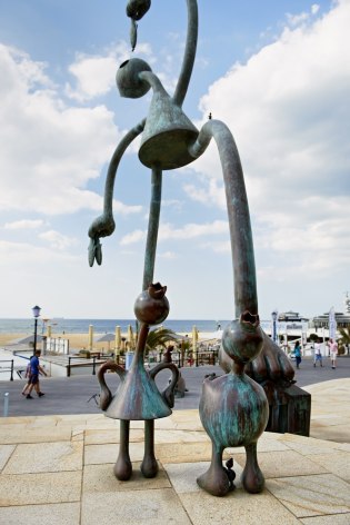 Herring Eater and King &amp; Queen, Museum Beelden aan Zee, Scheveningen, The Netherlands