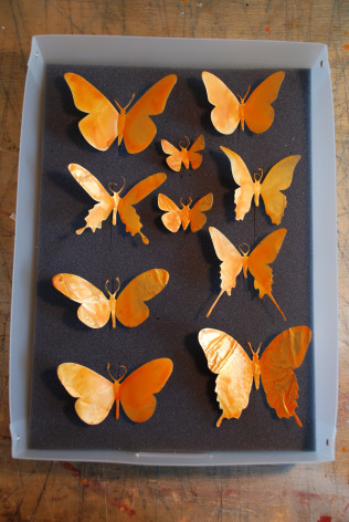 PAUL VILLINSKI Memo (pictured in Autumn gold encaustic finish)