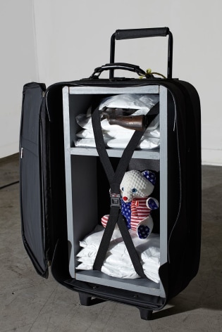 Luis Cruz Azaceta, Carry On, Drugs, Gun &amp;amp; Teddy Bear, 2014
