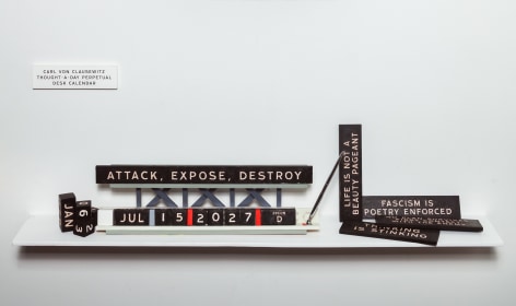 SKYLAR FEIN, Carl von Clausewitz Thought-A-Day Perpetual Desk Calendar, 2019