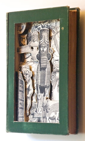 TONY DAGRADI, Assyeria (1901) (side view), 2018