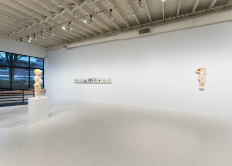 Akio Takamori - Story - March 2022 - Russo Lee Gallery - Installation View 011