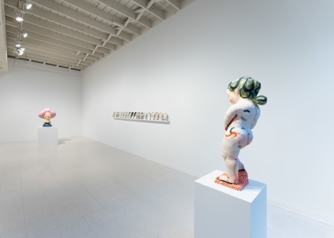 Akio Takamori - Story - March 2022 - Russo Lee Gallery - Installation View 07