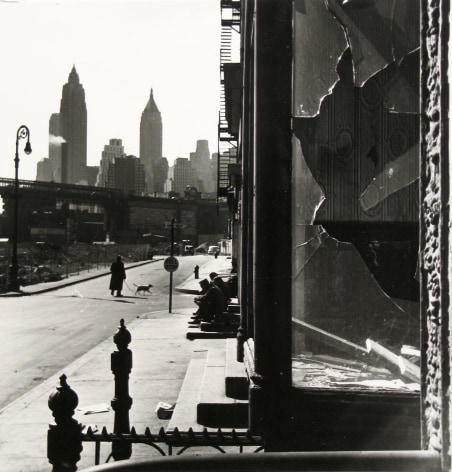 Rebecca Lepkoff - Broken Window, South Street, NYC, 1947 - Howard Greenberg Gallery