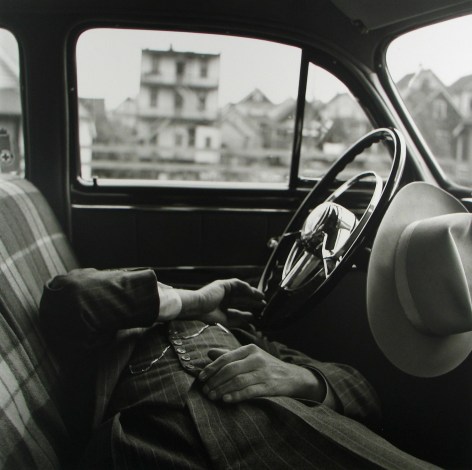 Vivian Maier: Photographs from the Maloof Collection 2011 howard greenberg gallery