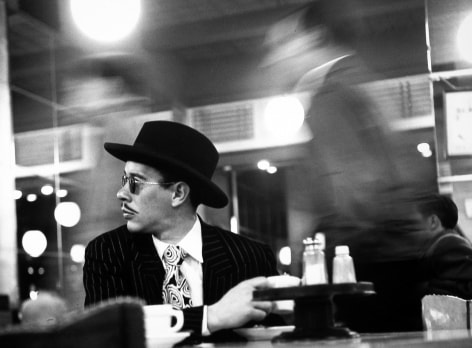 Ted Croner - Sharpie in Cafeteria, c.1946 - Howard Greenberg Gallery