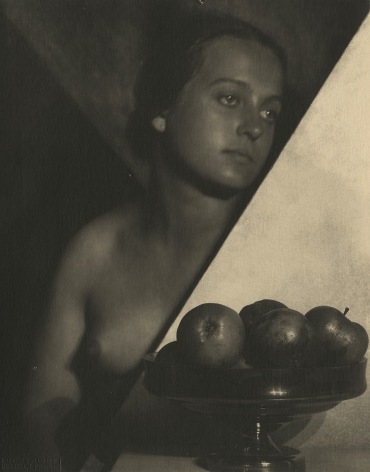 Franti&scaron;ek Drtikol - Untitled, c.1925 - Howard Greenberg Gallery