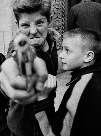 William Klein - Gun 1, New York, 1955 - Howard Greenberg Gallery