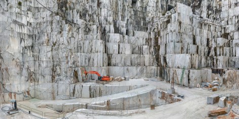 Edward Burtynsky - Carrara Marble Quarries, Cava di Canalgrande #2, Carrara, Italy 2/6, 2016 - Howard Greenberg Gallery - 2018