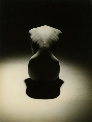 Erwin Blumenfeld, Nude Back, New York, 1943, Howard Greenberg Gallery, 2020