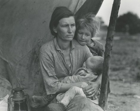 Dorothea Lange  Migrant Mother, Nipomo, California, 1936 Gelatin silver print; printed later 7 1/2 x 9 1/2 inches, Howard greenberg gallery, 2020