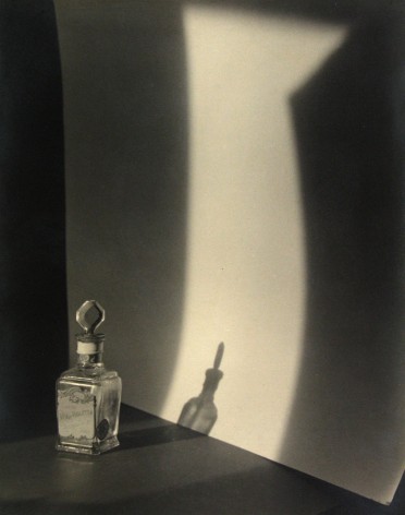 Jaromir Funke - Still-life, c.1923 - Howard Greenberg Gallery