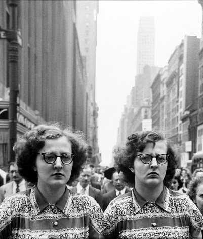 Louis Faurer - Twins, New York, 1948- Howard Greenberg Gallery