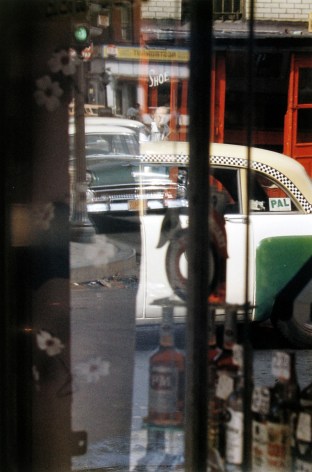 Saul Leiter - Taxi, 1956 - Howard Greenberg Gallery - 2018