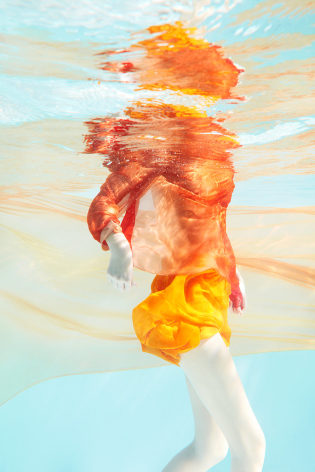 Sophie Delaporte, water Beauty, orange, woman in water, fashion, Sous Les Etoiles Gallery