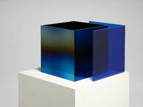 Larry Bell Untitled (Single Duo Nesting Box Black), 2021 Laminated glass coated with Inconel, SIO and Quartz Overall dimensions: 14 x 15 x 15 inches 35.6 x 38.1 x 38.1 cm