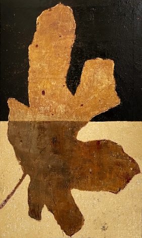 LONLEY LEAF, 2022, Oil, Enamel, Tar and Gold on canvas
