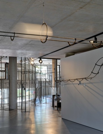Installation view: Jeppe Hein, Distance, konschtal Esch, Luxembourg - (c) Christof Weber
