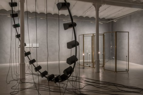 Alicja Kwade, Installation view: Glances, Blue Project Foundation, Barcelona, 2018