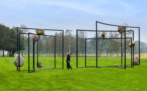 Installation view: Alicja Kwade, Die Notwendigkeit der Dinge&nbsp;(The Necessity of Things), museum Voorlinden, Wassenaar. Photo: Antoine van Kaam