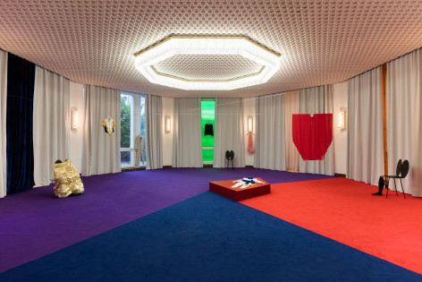 Dominique Gonzalez-Foerster, Costumes &amp; Wishes for the 21st century, Schinkel Pavillon, 2016