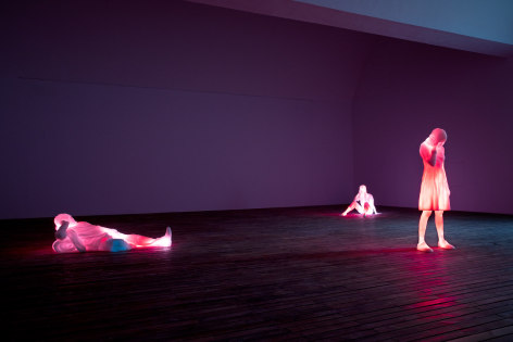 Installation view: Doug Aitken,&nbsp;3 Modern Figures (don&#039;t forget to breathe), Faurschou Foundation Beijing, China, 2019, Photo: Conner MacPhee