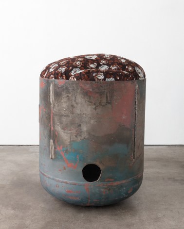 Elad Lassry, Untitled (Pod, Brown Floral, 2), 2018