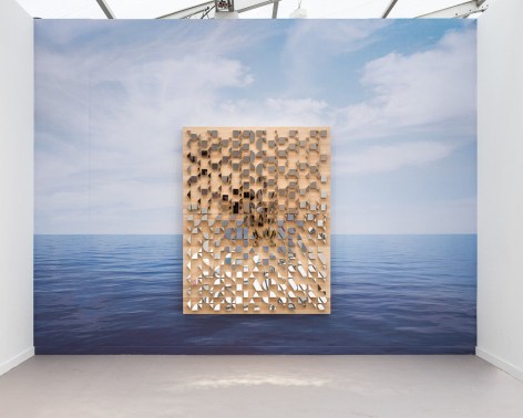 Doug Aitken,&nbsp;Edge of Chaos,&nbsp;2022, Wood, polished stainless steel