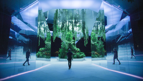 Doug Aitken, Green Lens, 2021, Installation view:&nbsp;Isola Della Certosa, Venice, Italy, 2021