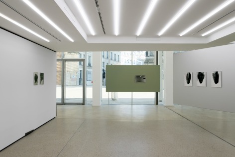 Installation view:&nbsp;Katinka Bock,&nbsp;Der Sonnestich, Fondation Pernod Ricard, Paris, February 13 - April 29, 2023. Photo: Aur&eacute;lien Mole