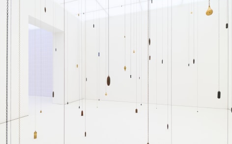 Installation view: Alicja Kwade, Die Notwendigkeit der Dinge&nbsp;(The Necessity of Things), 2024, museum Voorlinden, Wassenaar. Photo: Antoine van Kaam