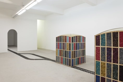 Marina Pinsky, Installation view: Gluck50, Milan, 2018