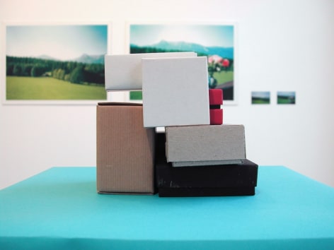 Hans-Peter Feldmann, Small Boxes