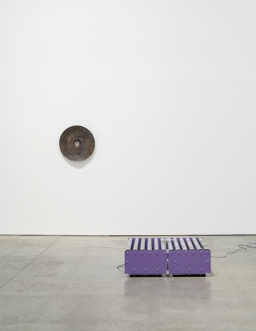 Exhibition view:&nbsp;Nina Canell,&nbsp;Mother of Dust,&nbsp;303 Gallery, New York, 2023. Photo: Justin Craun