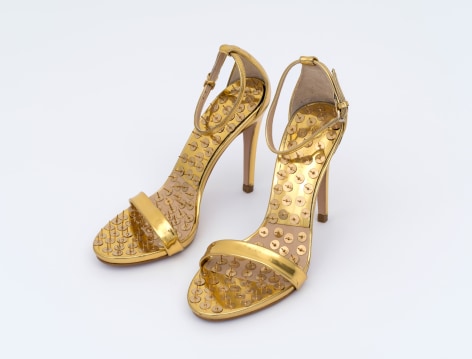 Hans-Peter Feldmann, Golden Shoes with Pins