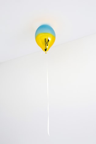 Jeppe Hein, Light Blue and Medium Yellow Mirror Balloon
