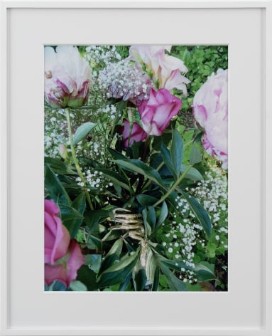 Karen Kilimnik, the picnic flowers